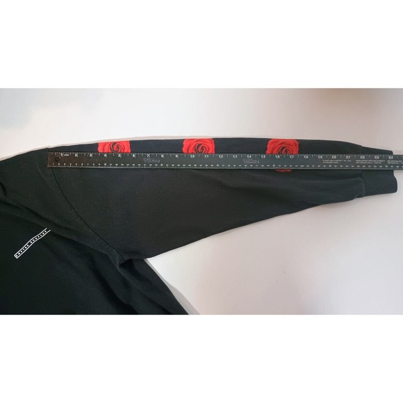 EMPYRE Black Long Sleeve Rose Graphic T Shirt Men Size L - Picture 5 of 6